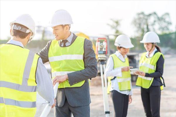 这家鄂尔多斯市知名工程施工律师团队，为被告人争取公正